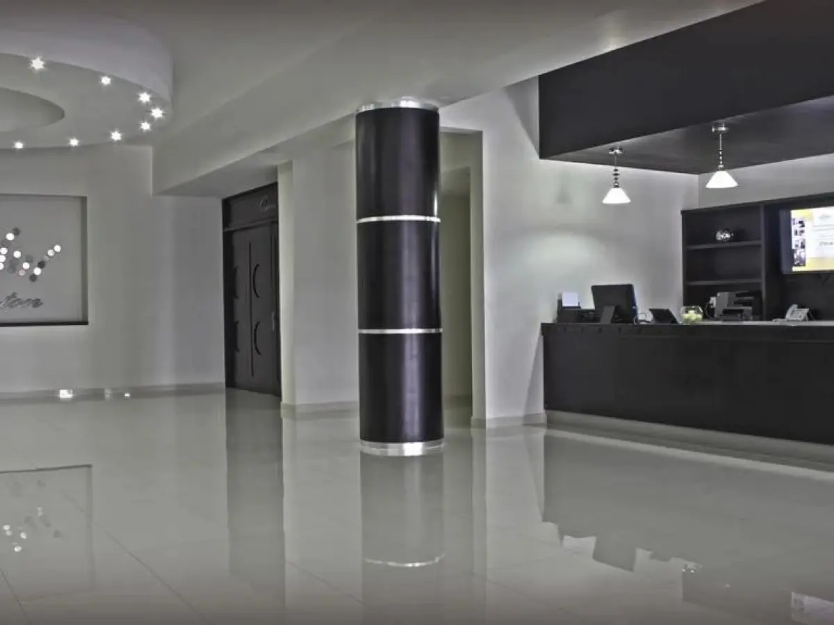 Hotel Queenton