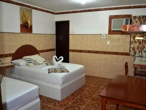 Hotel Real Azteca - Photo 3