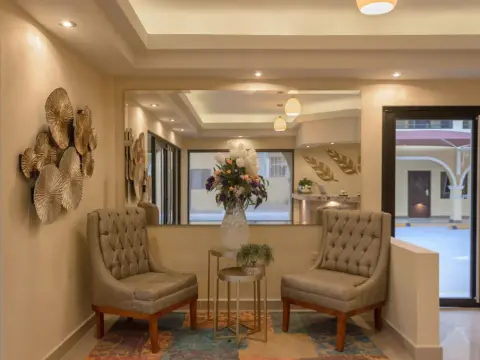 Hotel San Ignacio Inn - Photo 2