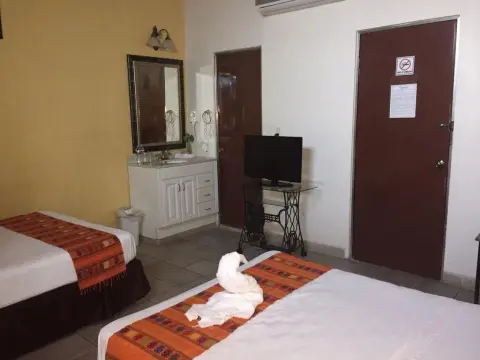 Hotel San Miguel Arcangel - Photo 4