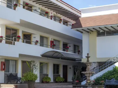 Hotel San Pablo - Photo 1