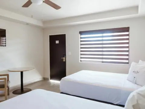 Hotel Siesta Real - Photo 3