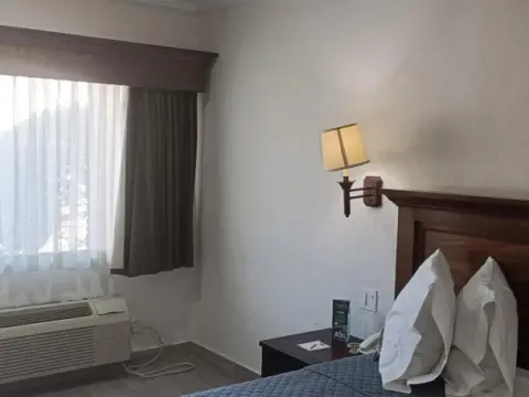 Hotel Siesta Real - Photo 4