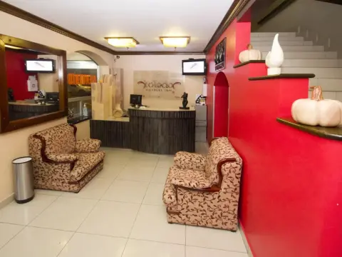 Hotel Toledo - Photo 2