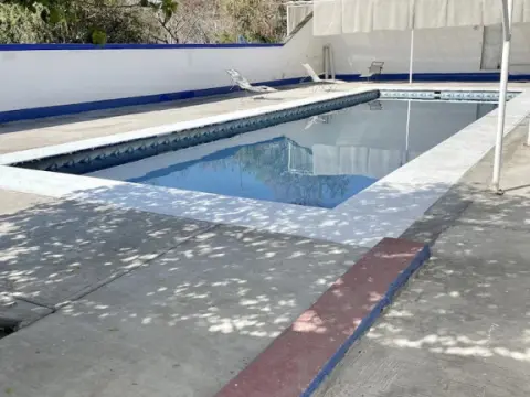 Hotel Tres de Mayo - Photo 3