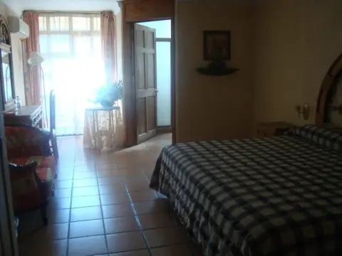 Hotel Villa Manzanares - Photo 3