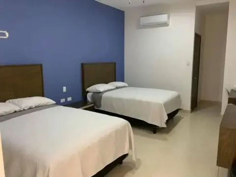 Hotel Xicotencatl - Photo 3