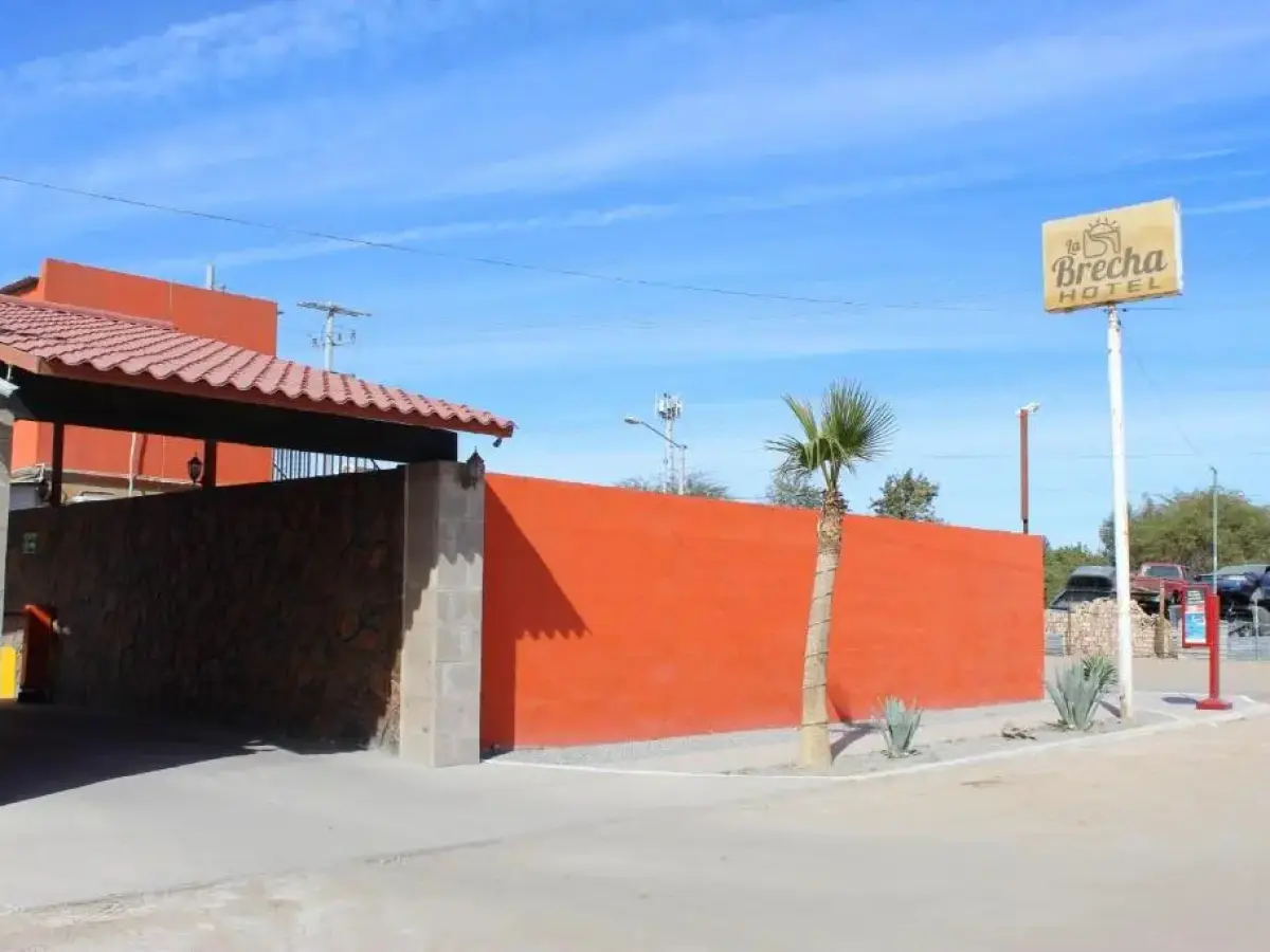 La Brecha Hotel