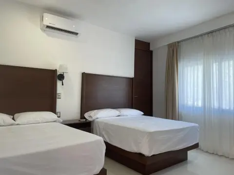 La Loma Suites - Photo 1