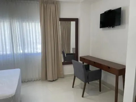 La Loma Suites - Photo 2