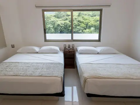La Loma Suites - Photo 4
