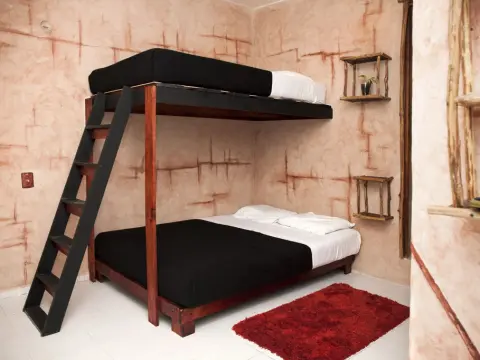 Lucky Traveler Hostel - Photo 4