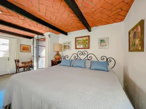 Mansion del Bosque - Photo 3