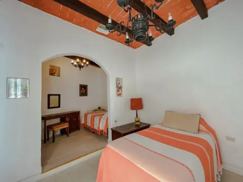 Mansion del Bosque - Photo 4