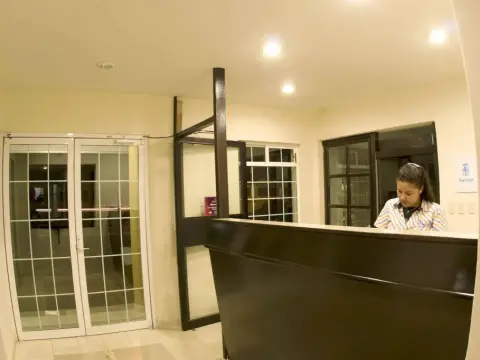 Maxihotel Business Class - Photo 2