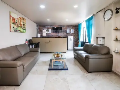 OYO Hotel Boutique Las Campanas - Photo 2