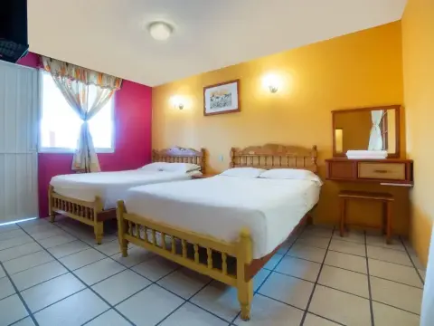 OYO Hotel La Terracita - Photo 3