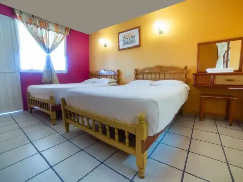 OYO Hotel La Terracita - Photo 4