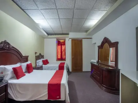 OYO Hotel Morelia - Photo 4