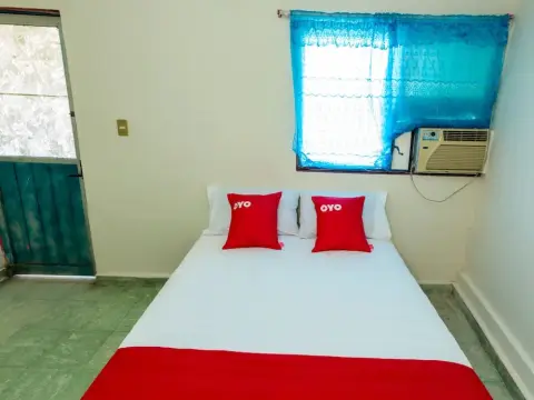 OYO Hotel Rubi - Photo 2