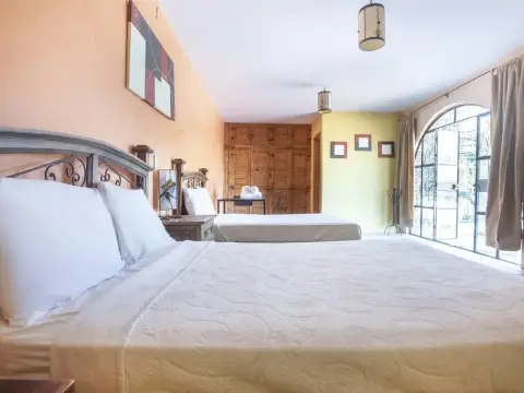 OYO Hotel Villa del Angel - Photo 4