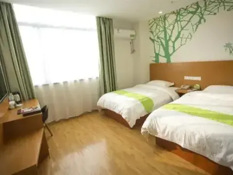 Hotel Plaza Consulado - Photo 4