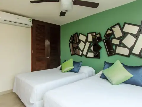 Plaza Paraiso by Playa Moments - Photo 4