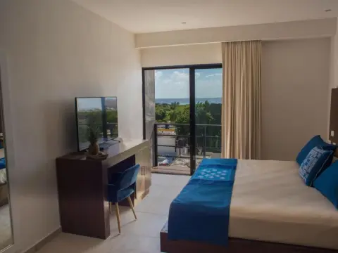 Portea Hotel - Photo 2