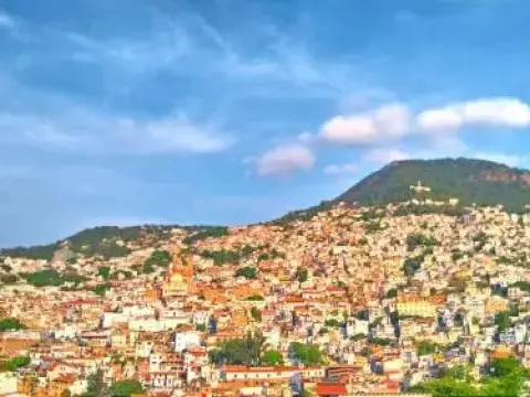 San Lucca Hotel - Photo 1