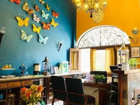 San Lucca Hotel - Photo 2