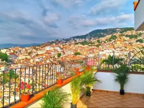 San Lucca Hotel - Photo 3