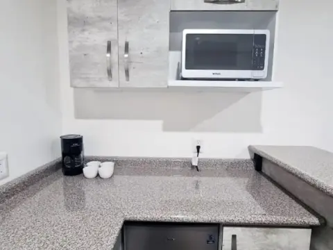 Sr Suites - Photo 4