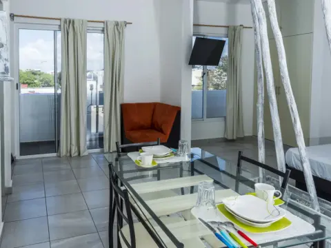 Suite 24 Boutique - Photo 3