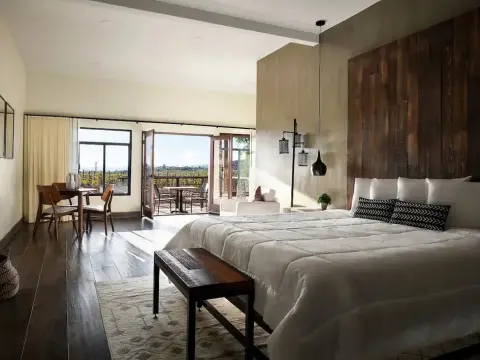 Surya Hotel - Photo 2