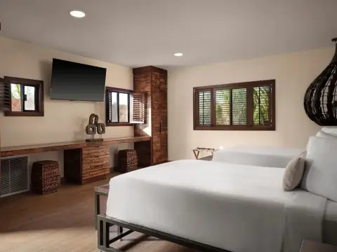 Surya Hotel - Photo 3