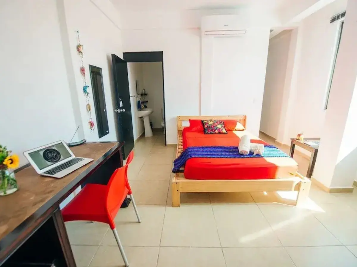 The Mermaid Hostel Beach - Adults Only