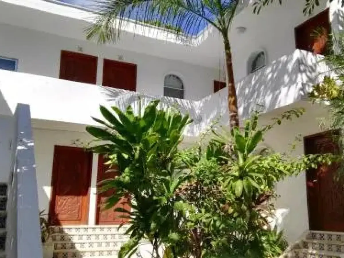 Tropical Casablanca Party Zone