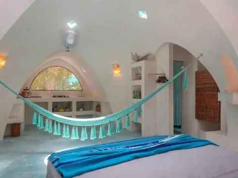 Unique Jungle Dome Ha With Kitchen - Photo 1