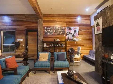 Valenza Hotel Boutique - Photo 2