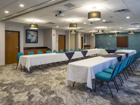 Wingate By Wyndham Chihuahua - Photo 4