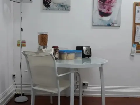 1 of Us Hostel - Foto 3