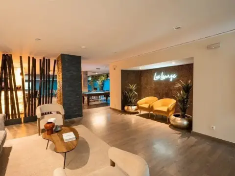 137 Lux Residence - Photo 1