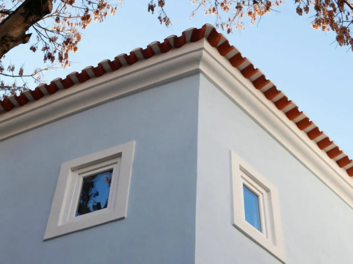 Alfama Yellow House