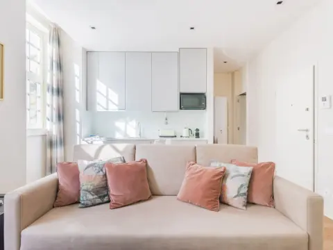 Augusta Residence Apartments - Photo 2