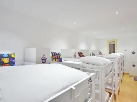 Brothers Hostel - Photo 3