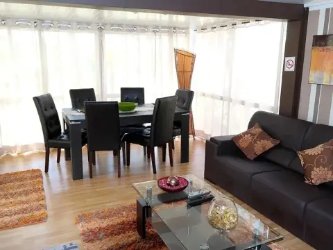 Bungalow With 2 Bedrooms in Quarteira, With Pool Access and Furnished - Photo 3