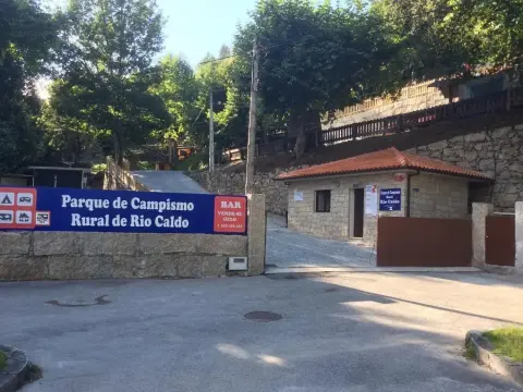 Campismo Rural Rio Caldo Geres - Photo 1