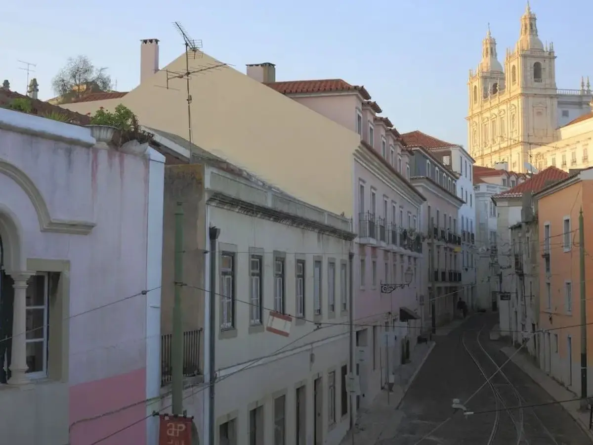 Castelo Apartments by linc