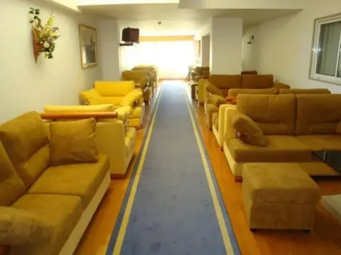 Dona Inês de Castro - Photo 2