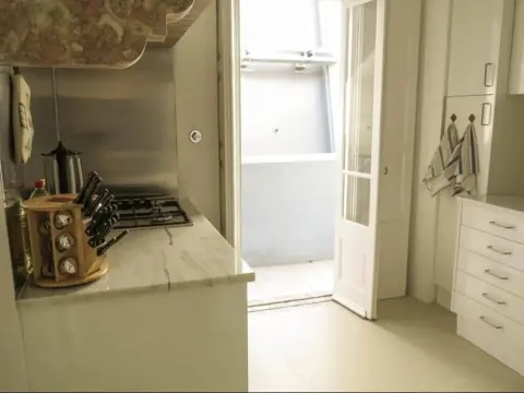 DuMont Lisbon Guesthouse - Photo 2